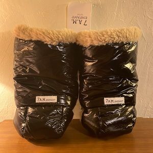 7AM Enfant Warmmuffs Stroller Gloves with Plush Lining in Black Polar